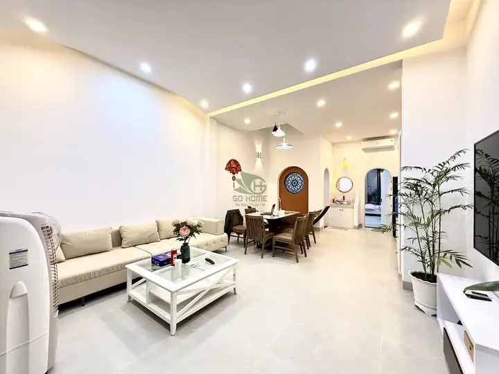 1-комнатная квартира в аренду, 90 м2