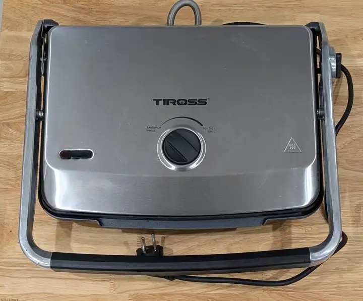 Электрический гриль Tiross TS9663