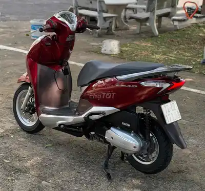 Honda Lead 2019, красный