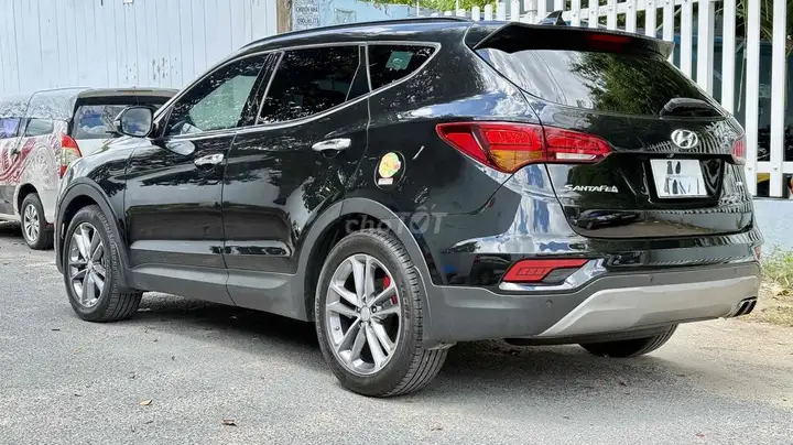 Hyundai Santafe 2018 Дизель Автомат Черный