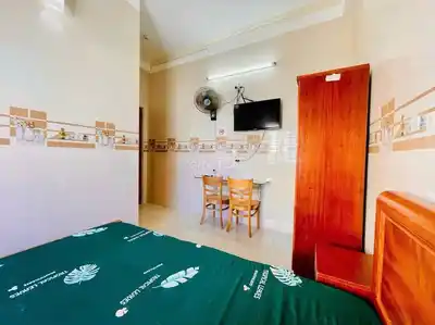 1BR Экономический университет имени Май Тхук Лана, 4.5 этаж