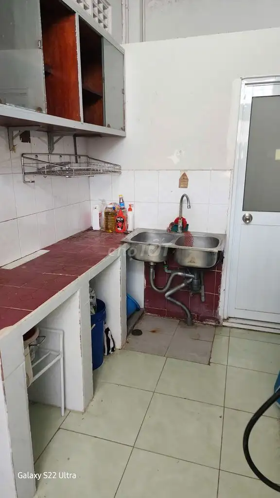 Комната 20м² рядом с Университетом Ван Ланг и школой политподготовки