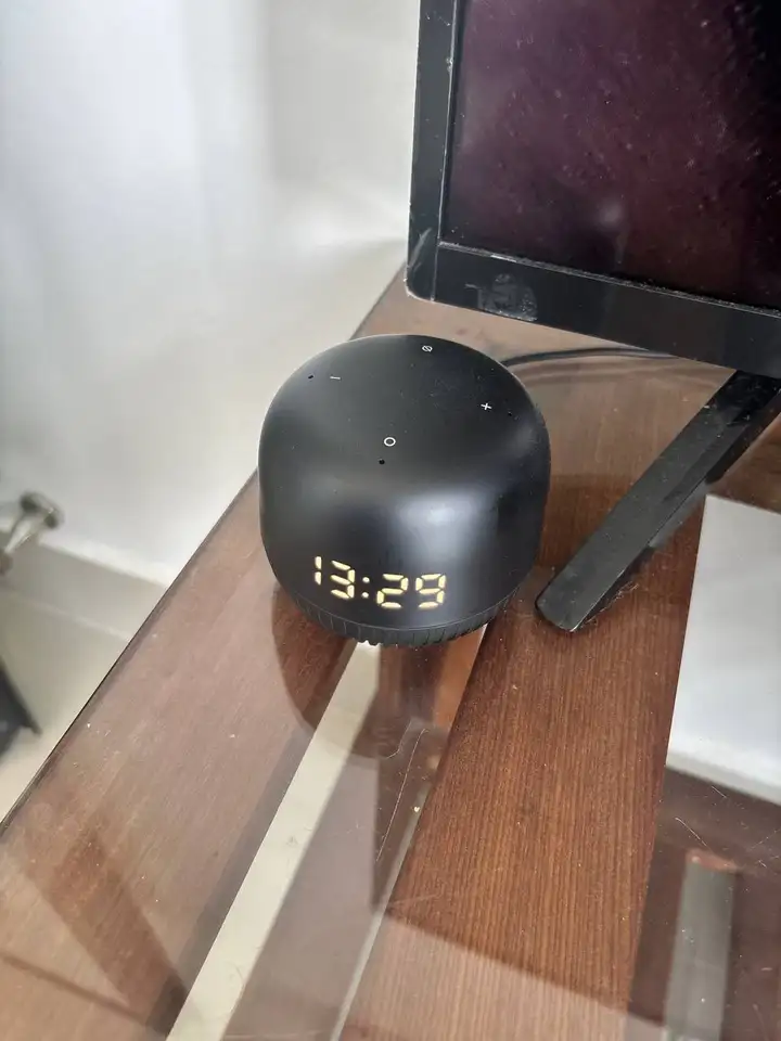 Колонка Маруся, проектор, повербанк, плойка Philips