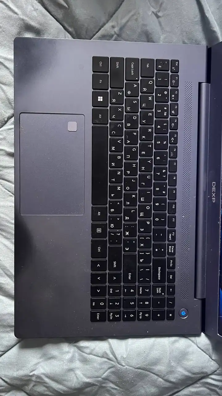Ноутбук DEXP Atlas M15-I5W303