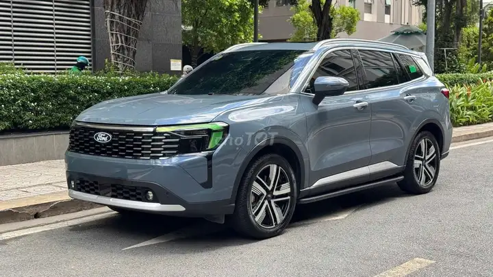 Ford Territory X 2025 серый цемент 15 000 км