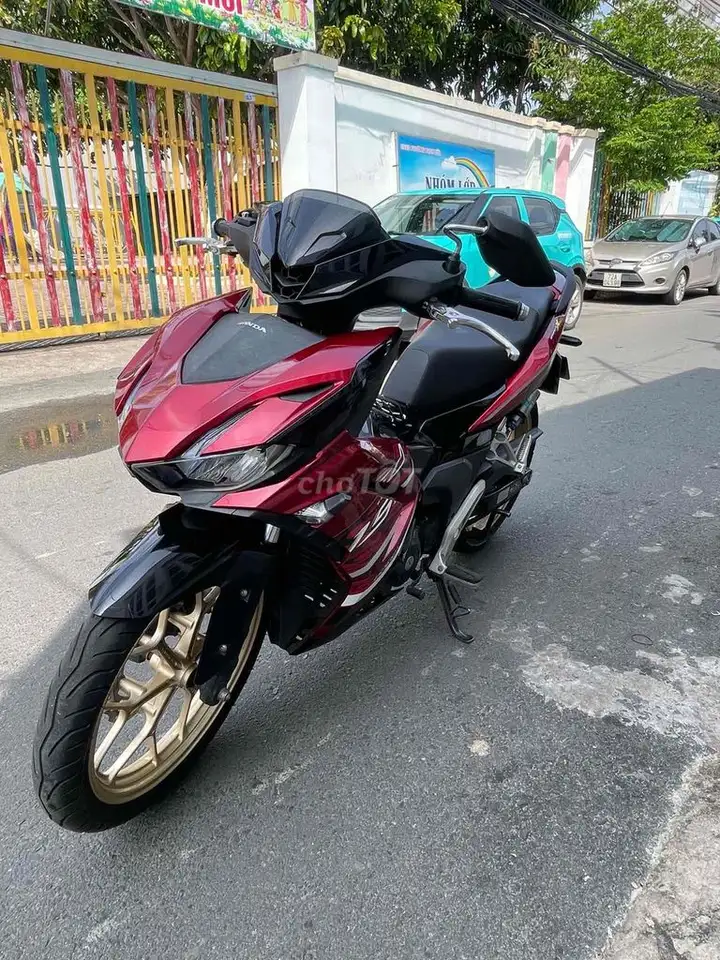 Honda Winner 2024 Красно-черный Вьетнам