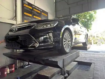 Toyota Camry, 5 мест, автоматическая коробка, черная