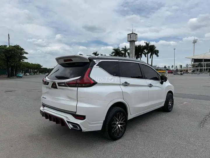 Mitsubishi Xpander Premium 2019 Автомат Белый
