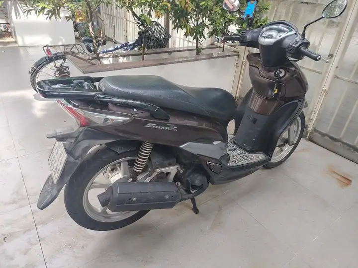 Скутер SYM Shark 125