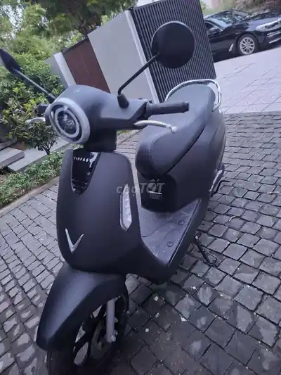 Электроскутер VinFast Evo Grand Lite матовый черный