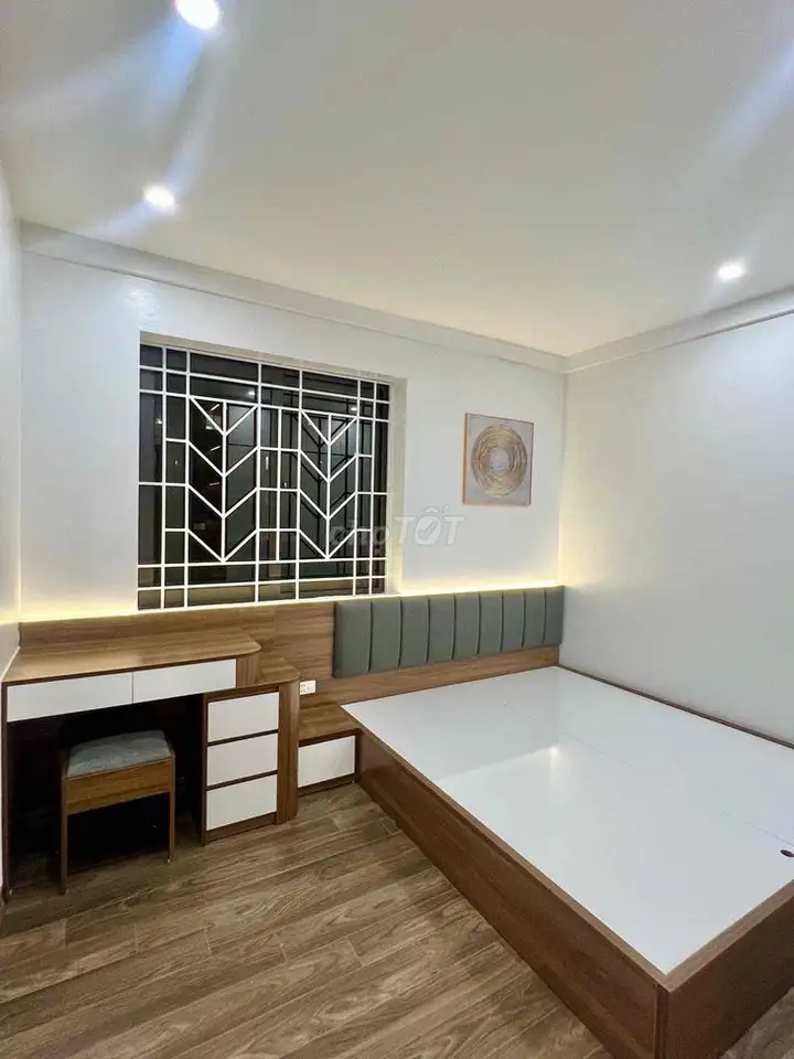 Квартира в башне CT2 Бак Линь Дам: - Площадь: 82м² - Планировка: 3 спальни, 2 санузла