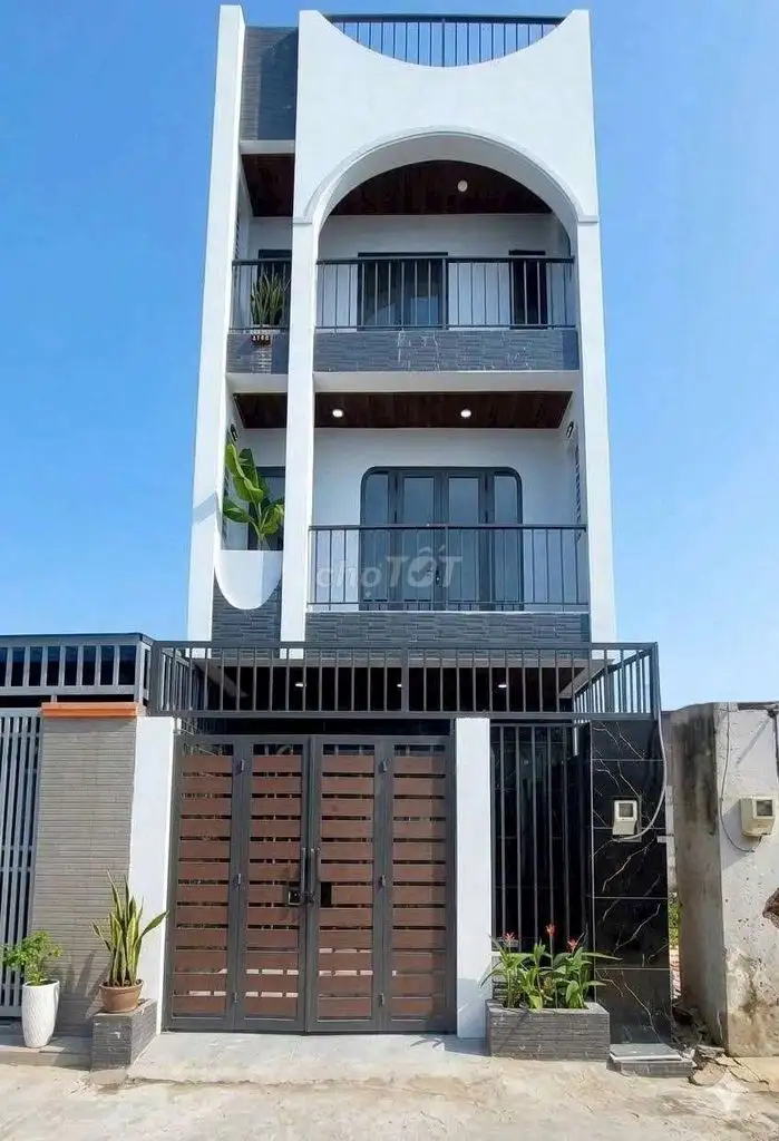 Nhà Nguyễn Duy Trinh Long Trường