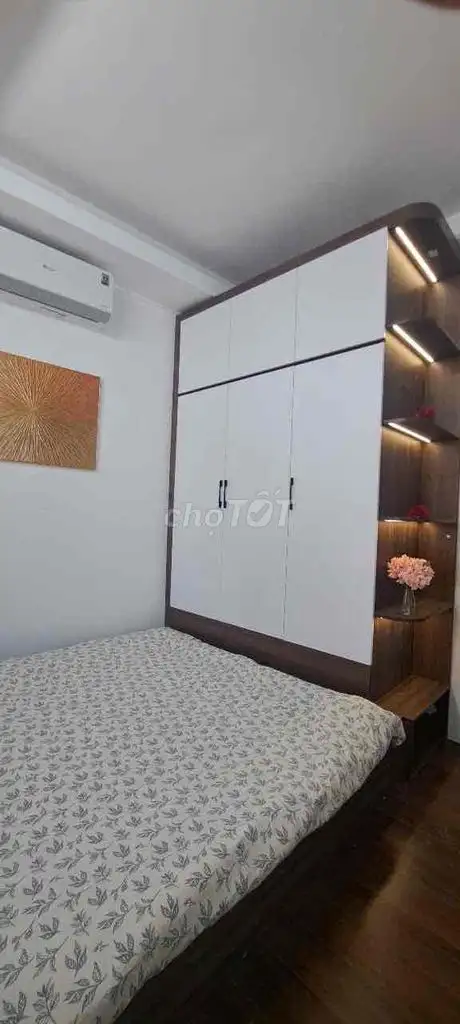 Квартира 52 м², 2 спальни, Ме Динь, полная меблировка