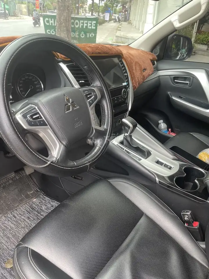 Mitsubishi Pajero Sport, белый, 109 049 км
