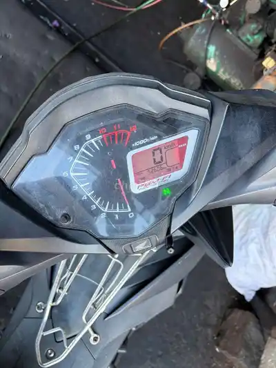 Honda Winner мотоцикл с механической коробкой матовый черный 52.606 км