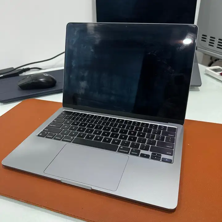 MacBook Air M2 8/256