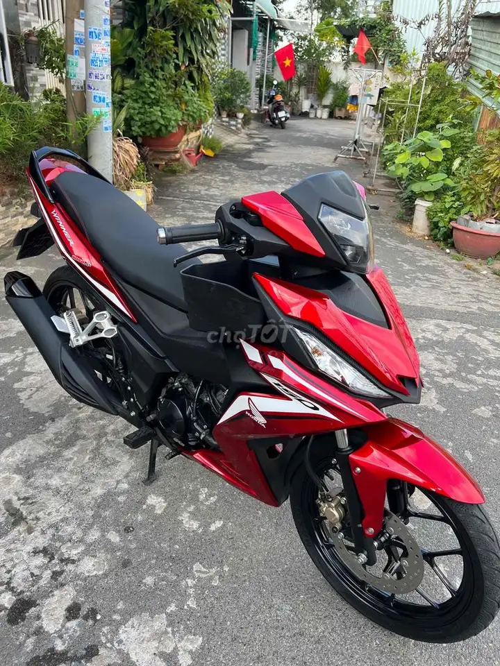 Honda Winner 2018, красный, механика