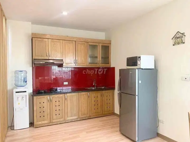 Сдается квартира 55м² с мебелью и техникой — Нгок Лам, у больницы Бак Ха