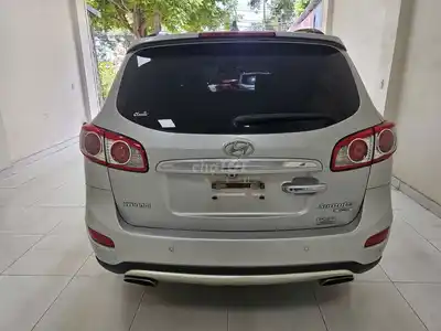 Hyundai Santafe 2.0L 2012 автомат полный дизель отличный