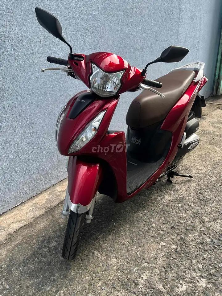 Honda Vision 2024, красный, пробег несколько тысяч км