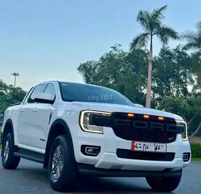 Ford Ranger XLS 2.0L 2024 в отличном состоянии