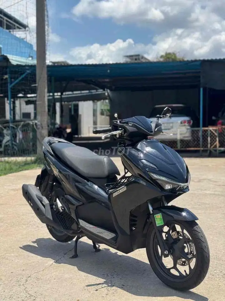 Honda Air Blade 125 2026 Черный 8000 км