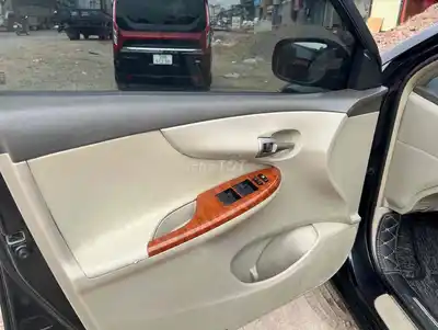 Toyota Corolla Altis 2009 черный автомат
