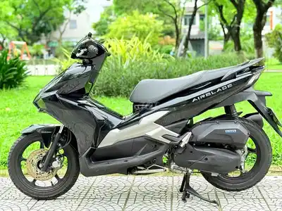 Honda Air Blade 160 ABS 2023 черный глянцевый