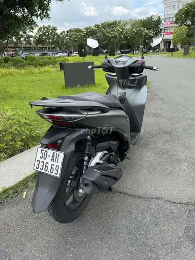 SH 350i 2026 Серый 6000 км городские номера от собственника