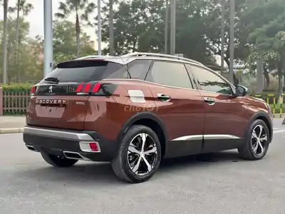 Peugeot 3008 Allure 1.6 AT 2020 коричнево-оранжевый