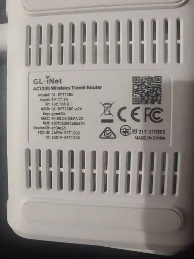 Компактный роутер на open wrt GL-SFT1200