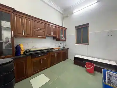 Аренда дома 40м2 х 4 этажа рядом с перекрестком 5 Ха Чи, Ха Донг