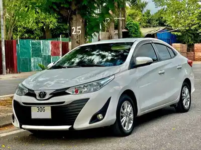 Toyota Vios E 2019 белый 70 000 км