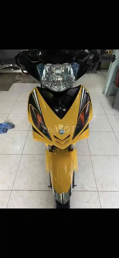 Yamaha Exciter 2010 желтый