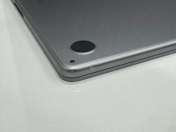 MacBook Air 13" M3 (2024)