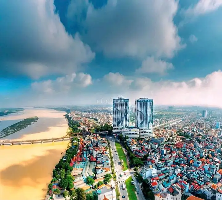 Penthouse Mipec Long Biên view sông Hồng - 226.8m² - 4PN - Hơn 30 tỷ