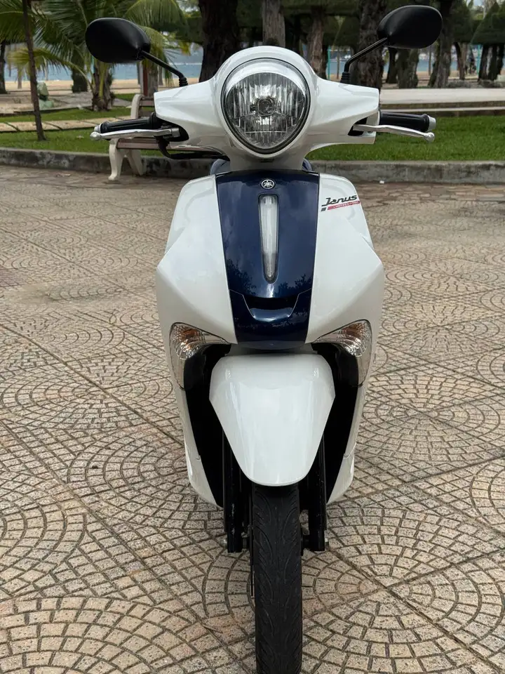 Yamaha Janus 125