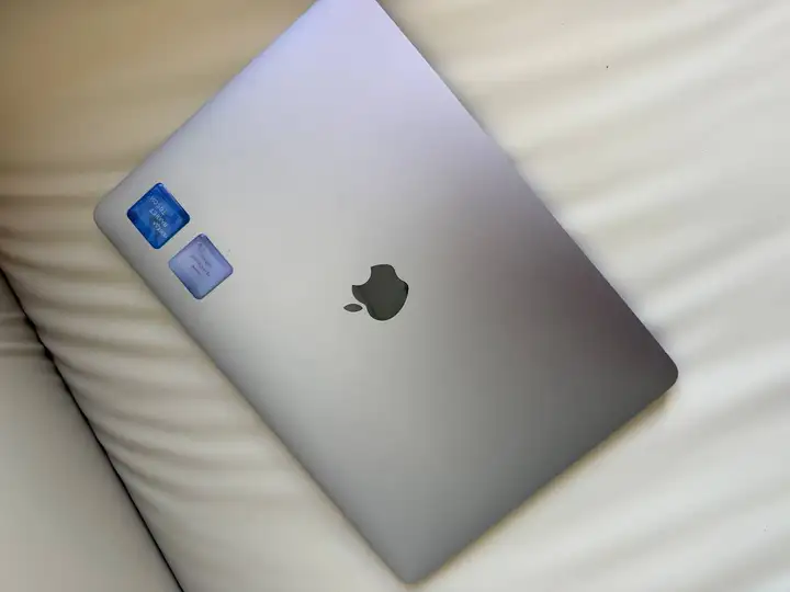 MacBook Air 13" Retina (2020) Core i3/8GB/256GB