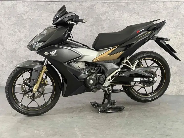 Honda Winner X 150 ABS V2 2020 Черный матовый, гор. номер, 1 собственник