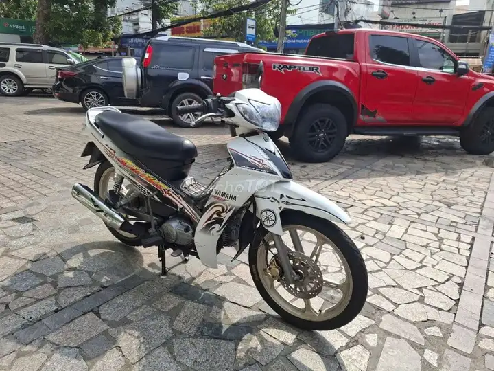 Yamaha Sirius