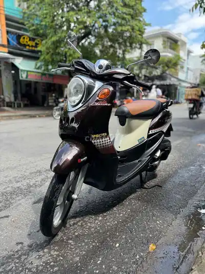 Yamaha Mio Classico Коричнево-бежевый скутер