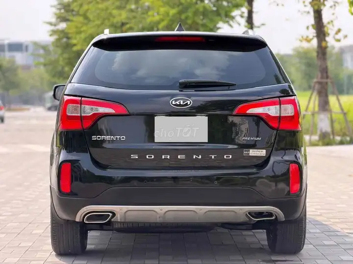 Kia Sorento 2019 бензин 90 тыс. км черный
