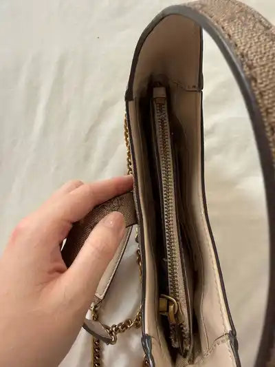 Сумка Guess оригинал