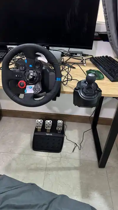Комплект Logitech G29 Driving Force + рычаг Driving Force Shifter