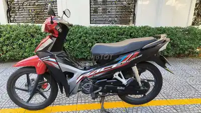 Honda Wave Blade нового поколения, литые диски, дисковый тормоз
