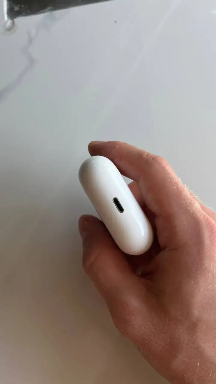 Наушники AirPods Pro 1