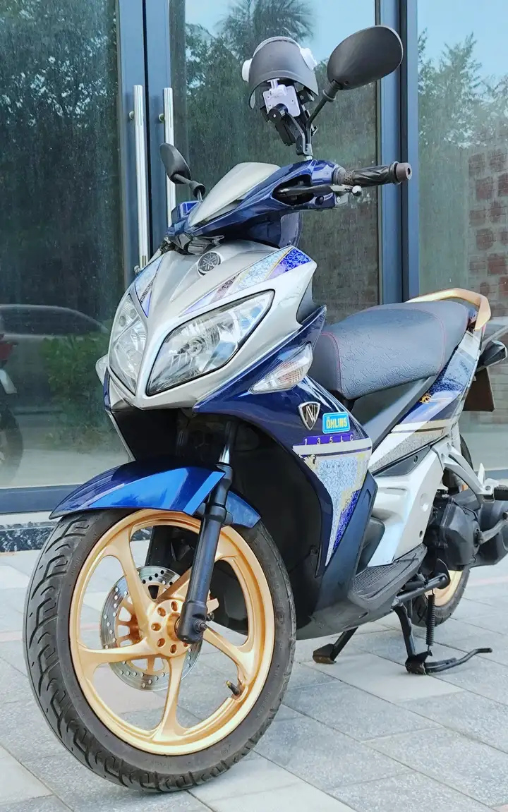 Yamaha Nouvo 4 LX скутер