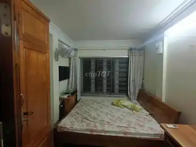 Дом в переулке 77 Ле Хонг Фонг, район Бадинь, 12 м², 5 этажей