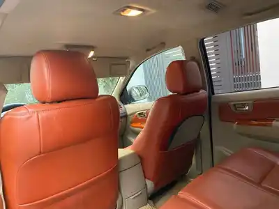 Toyota Fortuner 2010 Автомат Серебристый