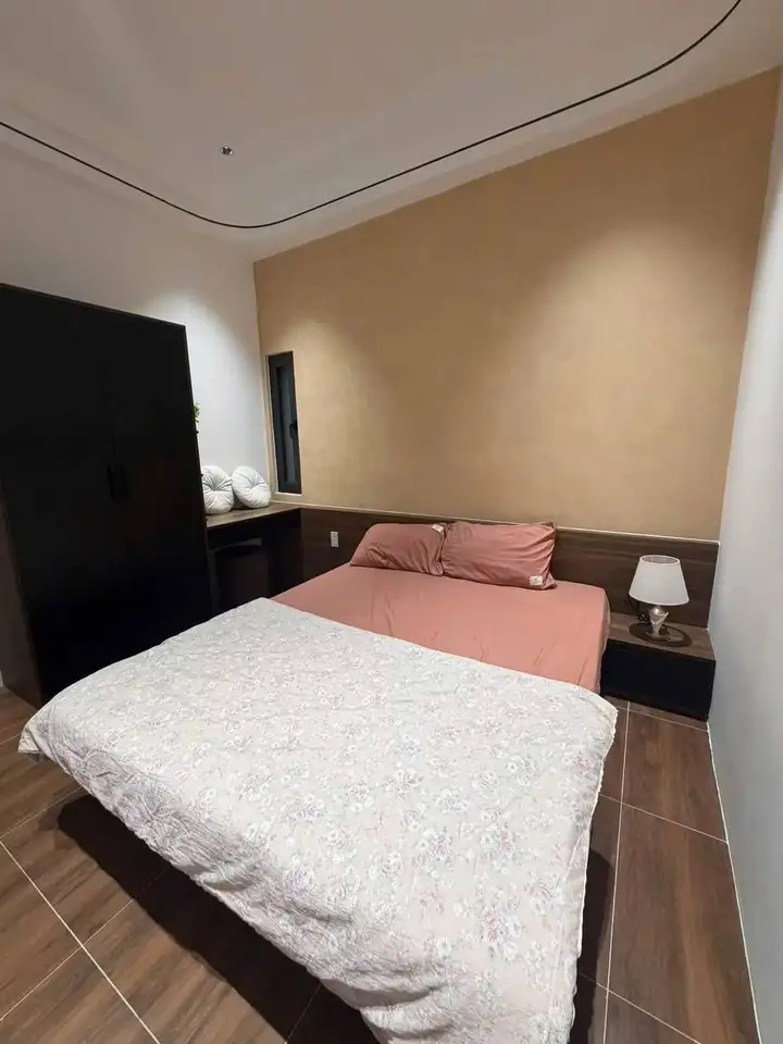 Дом 3 этажа, 3 спальни, 4 WC, 60м2